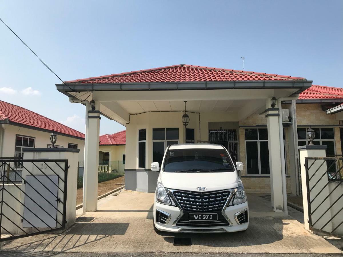 Patin Guest House @Desa Telok Ira, Temerloh Pahang Kampong Paya Kerinau ภายนอก รูปภาพ